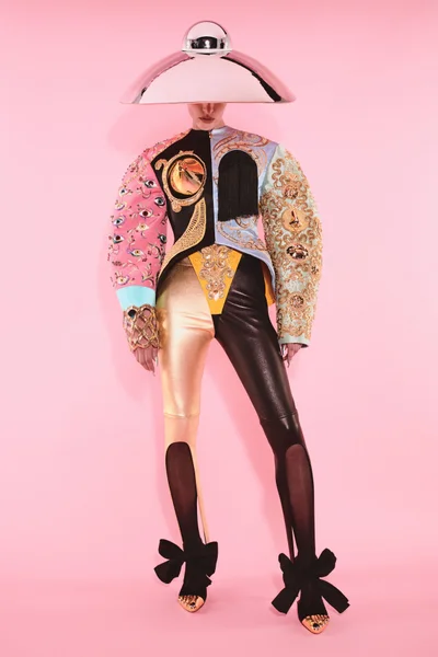 Look 1